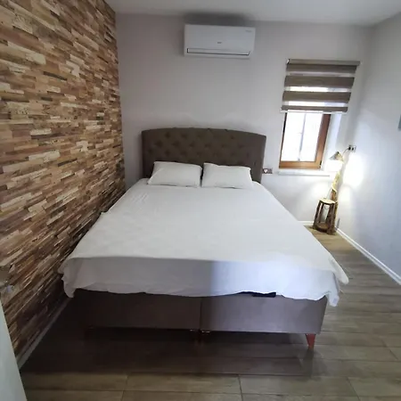 Elif Кейджегиз